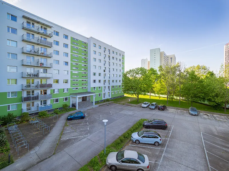Modernisiertes Singleappartement in Lichtenberg (nahe IKEA) neu zu vermieten — photo 1